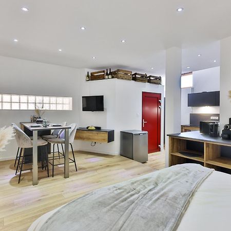 Studio Des 3 Chateaux 于瑟朗莱城堡 外观 照片