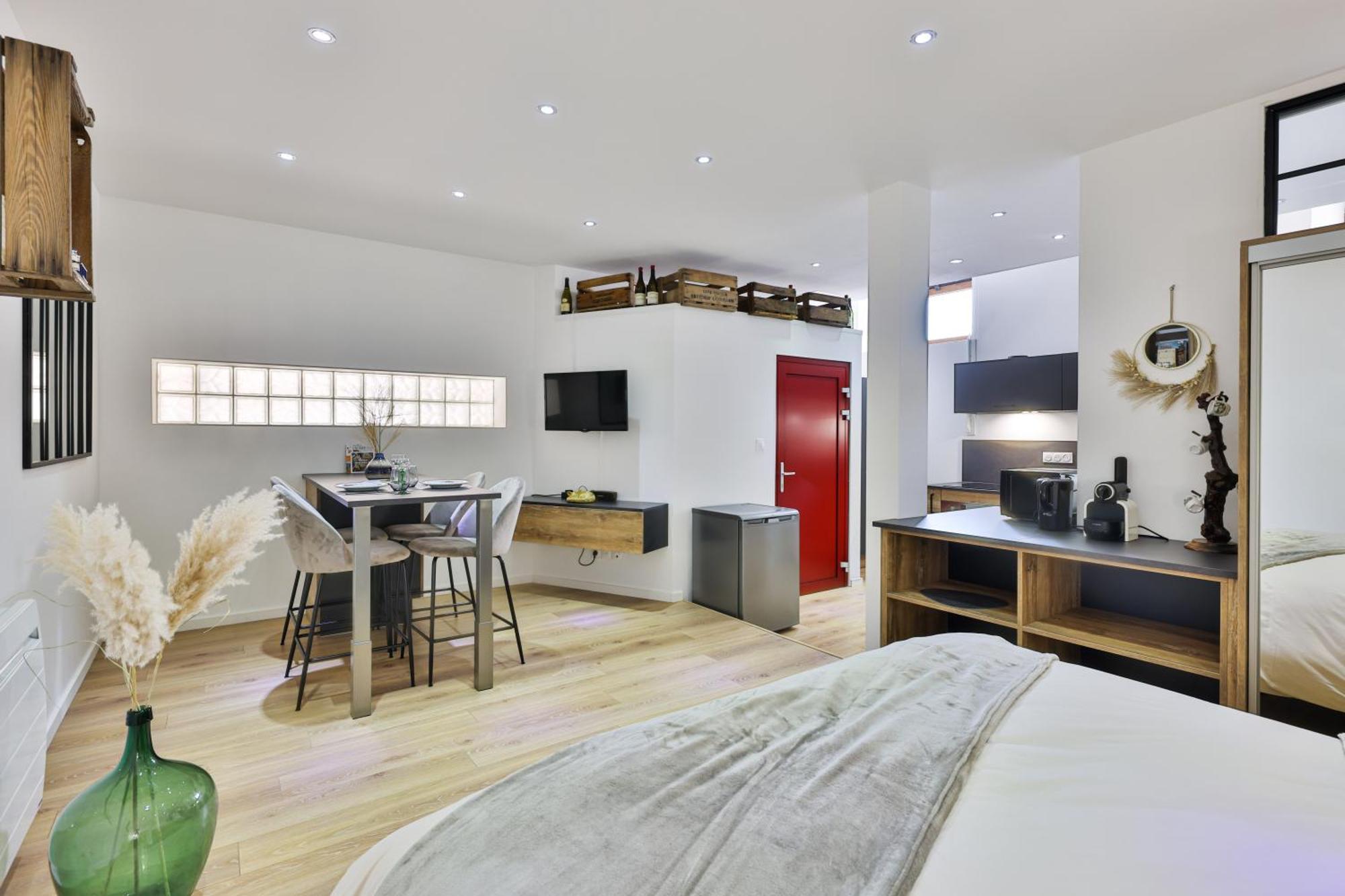 Studio Des 3 Chateaux 于瑟朗莱城堡 外观 照片
